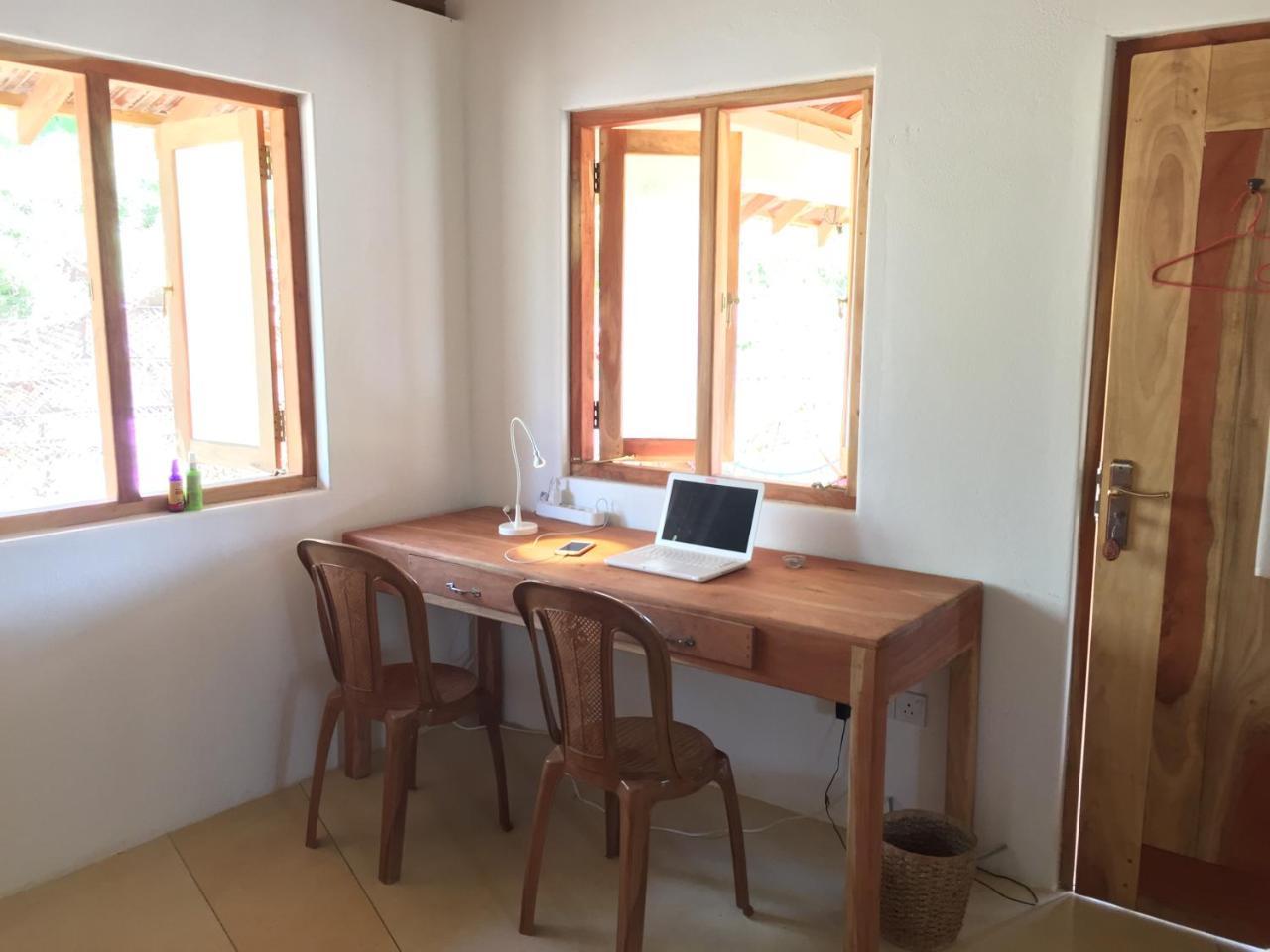 Appartamento Sunshine Cafe Tangalle Esterno foto